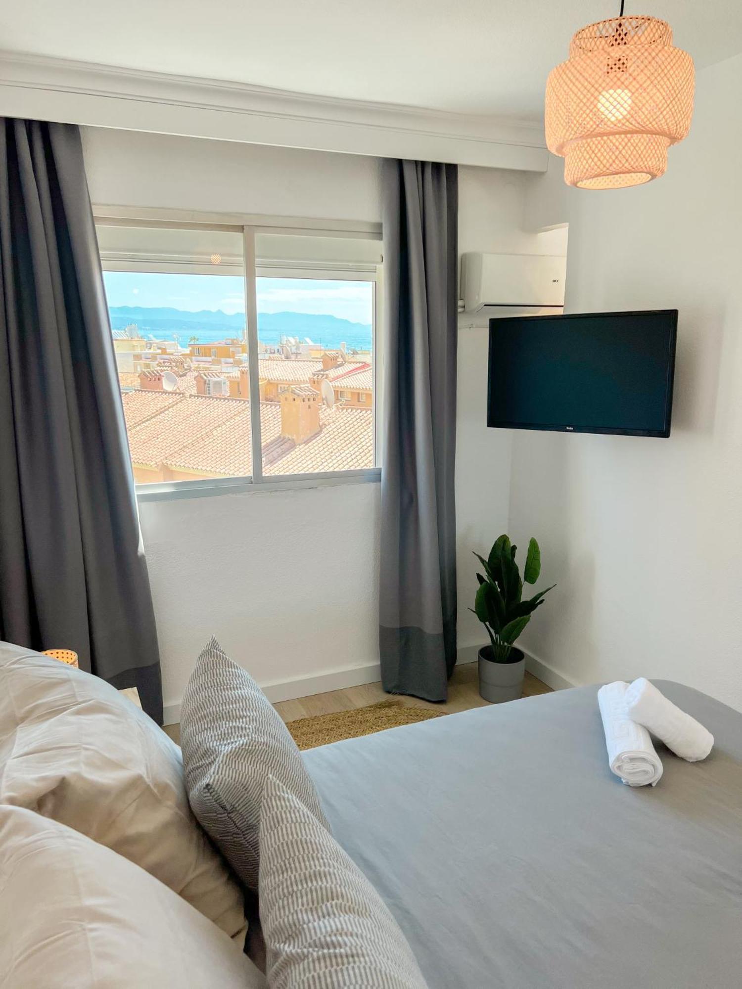 Palm Beach Aparment Sea Views Torremolinos Exterior photo