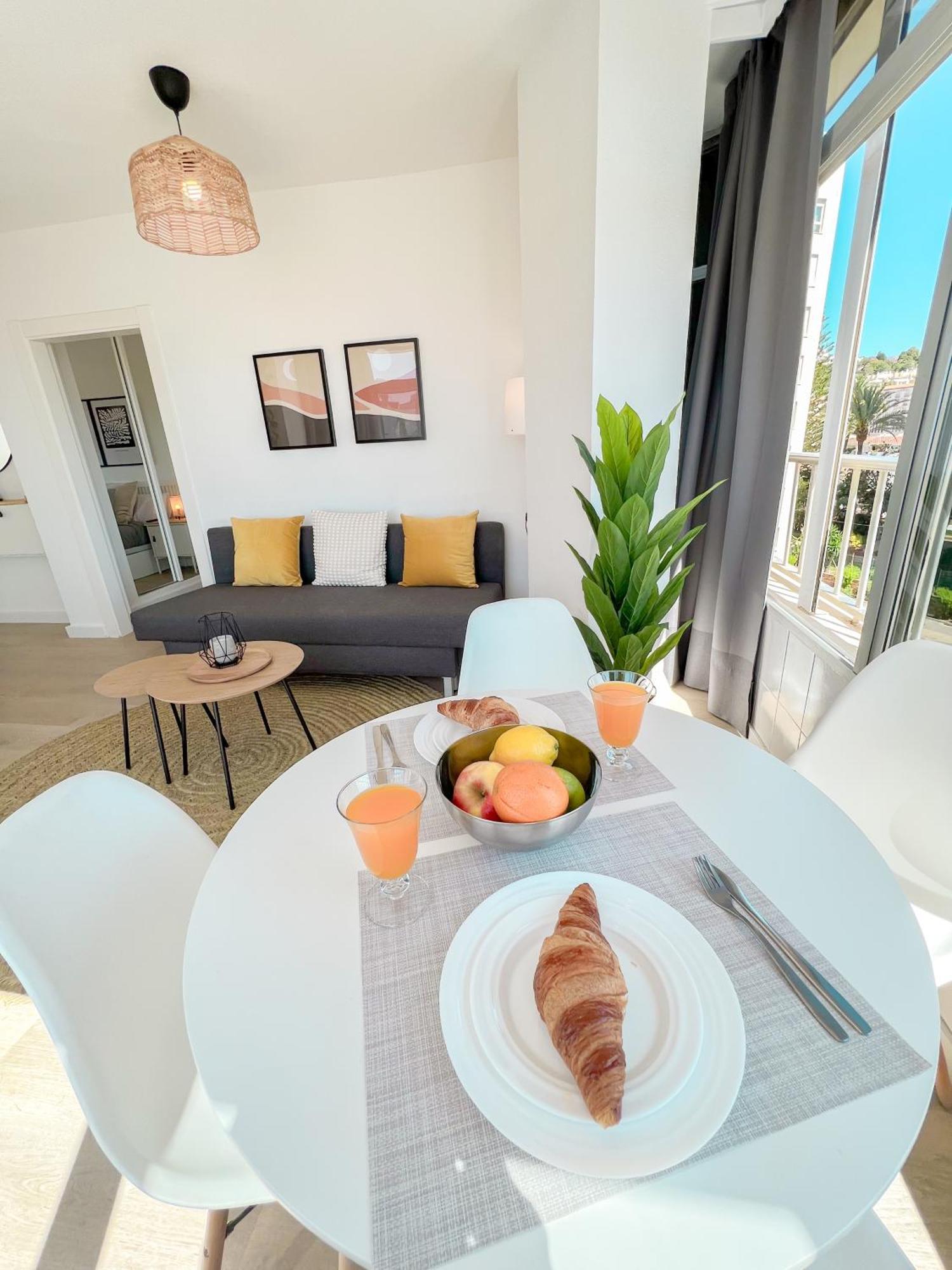 Palm Beach Aparment Sea Views Torremolinos Exterior photo